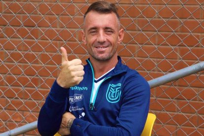 Damián Díaz cumple con su primera convocatoria en la Tri.