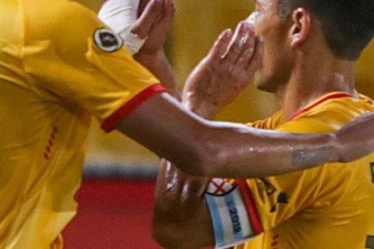 El parche del campeón que tiene la camiseta de Barcelona con el escudo de LigaPro ya está a la venta.