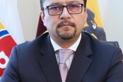 Desde julio de 2020, es el Director Ejecutivo de la Agencia Nacional de Regulación, Control y Vigilancia Sanitaria.