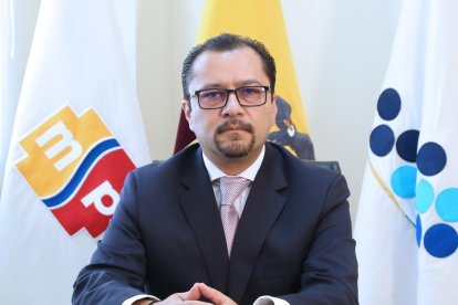 Desde julio de 2020, es el Director Ejecutivo de la Agencia Nacional de Regulación, Control y Vigilancia Sanitaria.