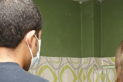 En estos casos, las sexoservidoras suelen dar indicaciones a los clientes durante el acto sexual.