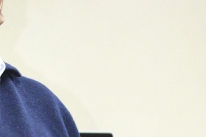 El artista se encuentra grave. Sus amigos piden oraciones por su recuperación.