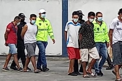 Los detenidos son llevados ante la justicia