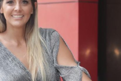 Gisella Buendía 
30 años
Nació en Guayaquil. Colecciona autógrafos. Sueña con realizar coberturas en un mundial.