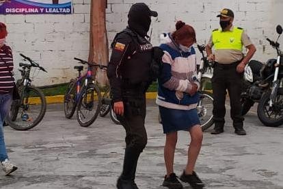 Una de ellas tiene un antecedente penal por asesinato.