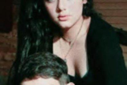 Su canción va sonando menos de un mes en YouTube.