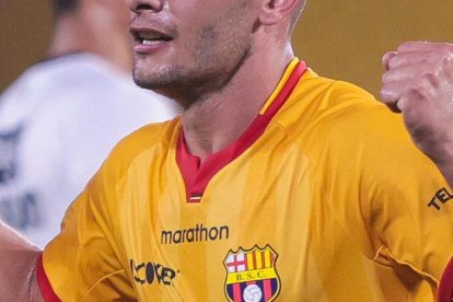 Emmanuel Martínez, delantero de Barcelona que se mandó un buen partido ante The Strongest.