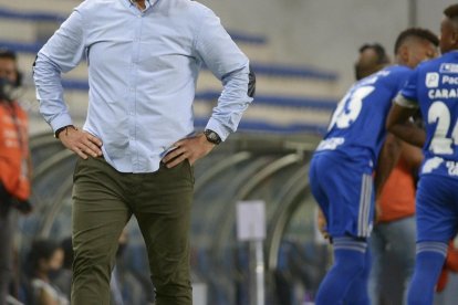 Ismael Rescalvo espera clasificar a la siguiente fase de la Sudamericana con Emelec.