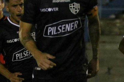 Damián Díaz convirtió el penal para Barcelona ante 9 de Octubre.