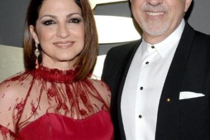 Gloria y Emilio Estefan venderán su edificio de Miami.