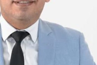 El joven político es experto en Marketing.