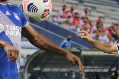 Emelec pierde 3-0 con Talleres de Córdoba.