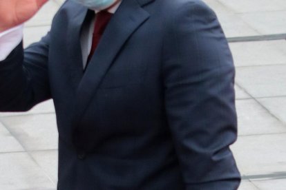 Si Jorge Yunda es removido de su puesto, la Alcaldía será liderada por el actual vicealcalde, Santiago Guarderas.