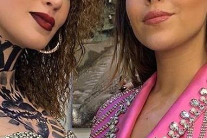 Danna Paola y Belinda se vistieron de la misma forma.