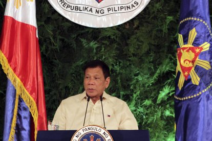El presidente Rodrigo Duterte ha sido criticado y blanco de polémicas por sus comentarios.