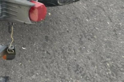 Así quedó la motocicleta en la que viajaba el ahora occiso.