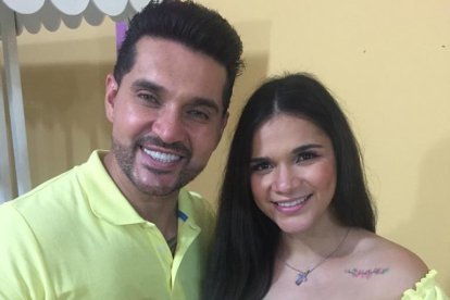 El presentador mostró su felicidad en redes sociales. Este sería su tercer hijo y el primero de Melanie.