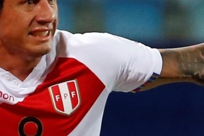 Gianluca Lapadula guió a Perú, en la clasificación a las semifinales de la Copa América.