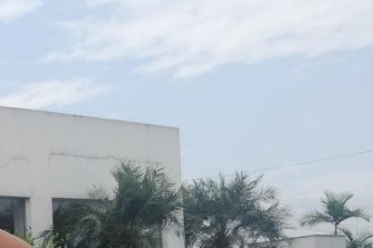 La joven salió decepcionada de la diligencia al saber que el denunciado quedó libre.