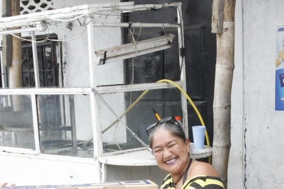 Los Freire - Hidalgo en la Isla Trinitaria con su mega premio.