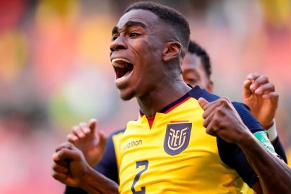 Félix Torres y su  gol, que ‘destapó la lata’ en los minutos finales.