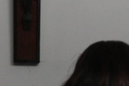 Según la víctima, sus agresores la golpearon y abusaron sexualmente de ella sin parar.