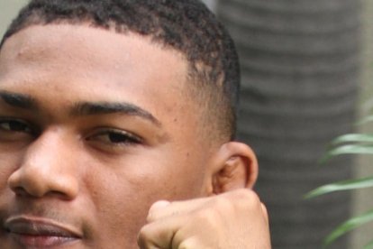 Continuará entrenando en Tijuana, México, por lo menos dos años más. A pesar de su pasado como luchador grecorromano, Michael se define como un striker