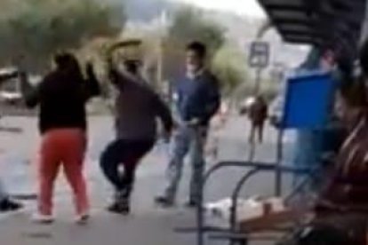 El enfrentamiento se registró en la avenida Morán Valverde, sur de la capital.