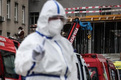 Los países de la UE se pusieron de acuerdo para restringir los vuelos provenientes de África.