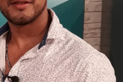 Estuvo en las producciones de las novelas ‘Secretarias’, ‘Cuatro cuartos’. No recuerda la fecha, pero la primera vez que cantó en TV fue con el rapero Vico C.