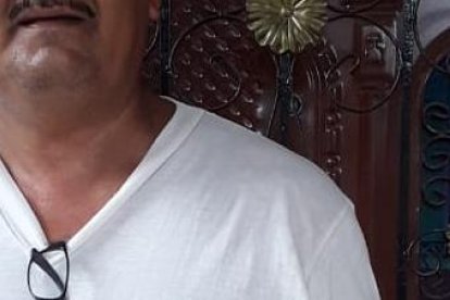 Apenas vio el mensaje ganador, Víctor mandó la foto al WhatsApp.