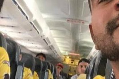 Víctor León y Aquiles Álvarez en una foto, antes que exista el fuego cruzado. Se espera que ´para antes de Navidad la paz regrese.