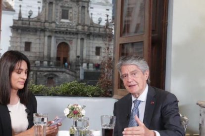 El mandatario realizó el anuncio durante un programa realizado por la Secretaría General de Comunicación. .