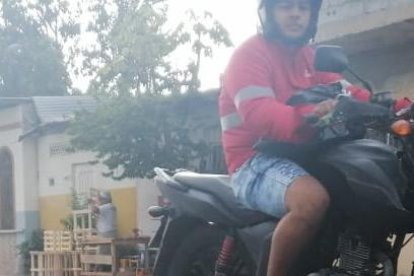 En este lugar quedó tendido el cuerpo de la víctima.