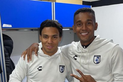 Jefferson Montero y Fidel Martínez ecuatorianos del Querétaro.