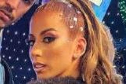 La pareja compite en el programa 'Soy el mejor' para ayudar a una causa social.