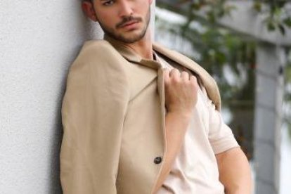 El modelo cubano está en un reality guayaquileño.