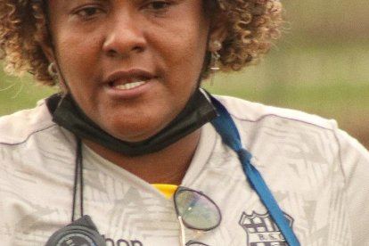 Wendy Villón, está de pretemporada en Barcelona femenino.