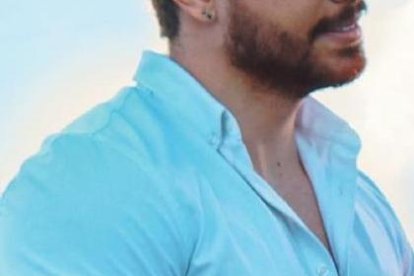 Clara y Thor tienen aproximadamente 

un año de relación sentimental.