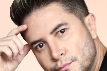 El presentador contó lo sucedido en redes sociales. Dice estar bien, pero preocupado por la situación actual del país.