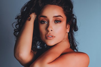 La ecuatoriana se ha profesionalizado en el exterior. De ‘peladita’ se mudó a la ‘Yoni’ para estudiar baile. Y luego a Londres para hacer carrera en la actuación.