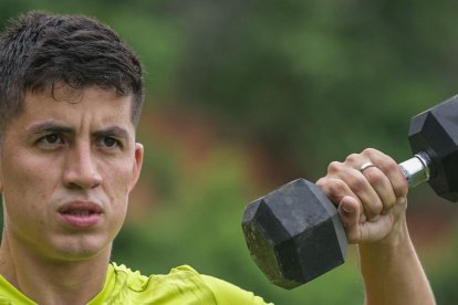 Se viene el debut en LigaPro de Lucas Sosa, defensa de Barcelona.