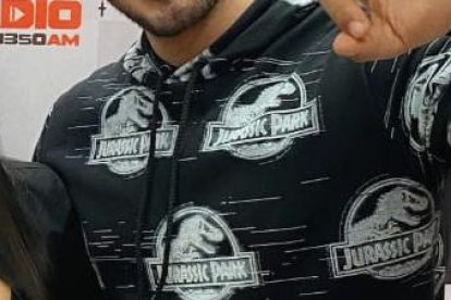 Julio Larrea, Jomahira Ganchozo y Carlos Lira.