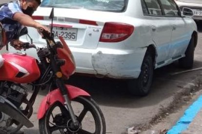 Las autoridades de la capital de Esmeraldas van a controlar el uso de motocicletas, en aras de brindar más seguridad ciudadana.