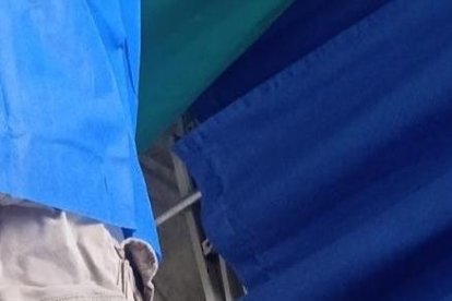 El cadáver del hombre fue llevado a la morgue para la necropsia.