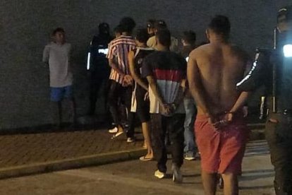 Nueve de los capturados estaban en un inmueble, ubicado en el sector de Colinas de Mapasingue.