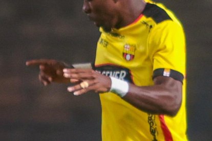 Barcelona empata 1-1 con Metropolitanos.