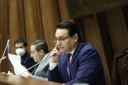El legislador Fernando Villavicencio, presidente de la comisión fisclaizadora, afirmó que este caso no puede pasar por alto.