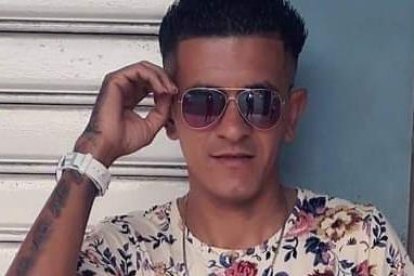 Ufredo Barros es bailarín y tenía una academia en Naranjito.