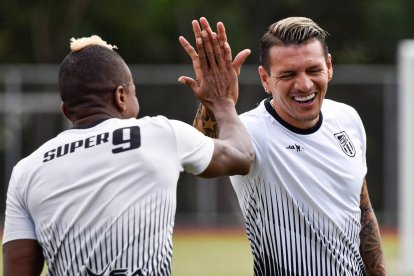 Carlos Garcés espera encontrar la ruta del gol ahora en el Súper 9 y aportar para que su nuevo equipo salga de la zona de descenso.